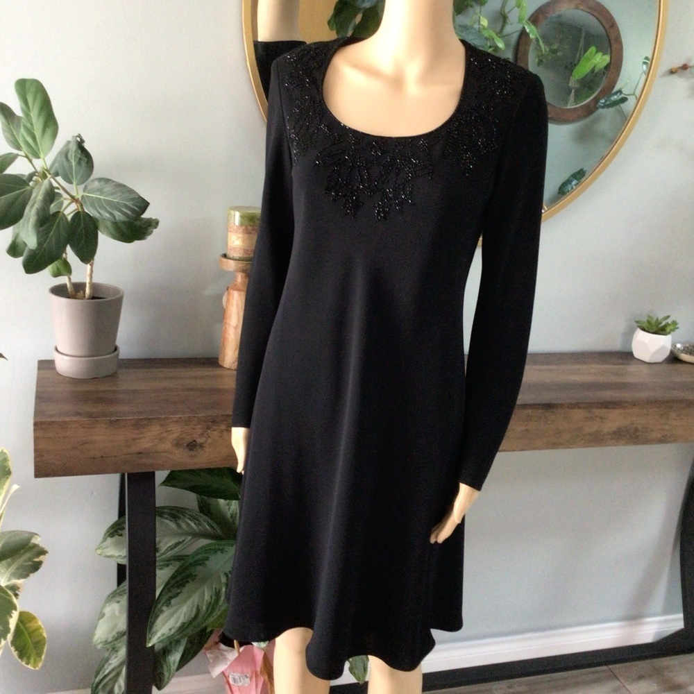 Jones New York Evening Dress Size 10P Black Sequin Neck Long Sleeves Gorgeous